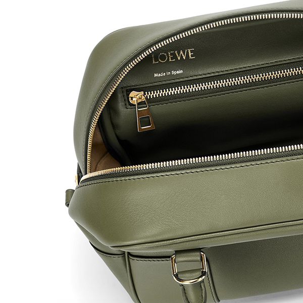 ロエベ アマソナ19 偽物 スクエア バッグ (ナパカーフ)0010623700